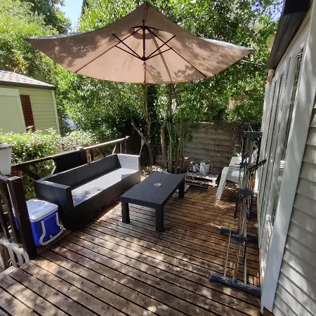 Prázdninový dům Charmant Mobil-home Proche Plage, Parking Gratuit Antibes